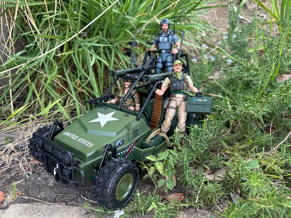 AWE-Striker-GI-Joe-Classified-IH-Action-Pose-1